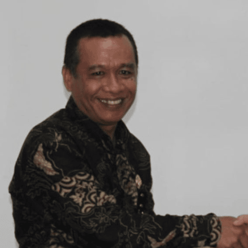 Restu Damai Laia, M. Pd (Wakil Rektor I) Profil Restu Damai Laia, M. Pd